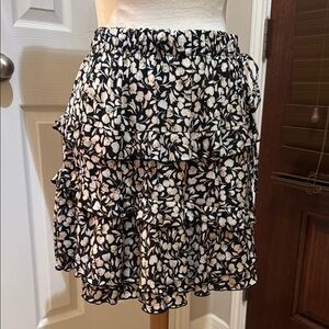 Who What Wear Black, Cream and White Ruffled Mini Skirt Size S